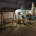 3 pieces avec terrasse entre plage et centre ville